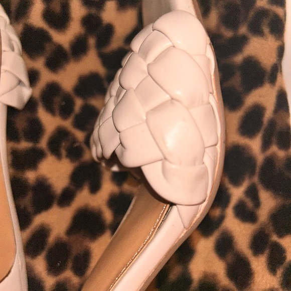 Express Women's White Braided Sandals - Picture 4 of 4